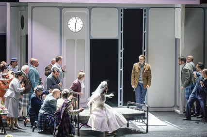 Lisette Oropesa as Lucia in Lucia di Lammermoor at Opernhaus Zürich