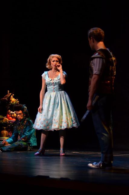 Lisette Oropesa as Pamina and Andrew Bidlack as Tamino in Die Zauberflöte at Florida Grand Opera