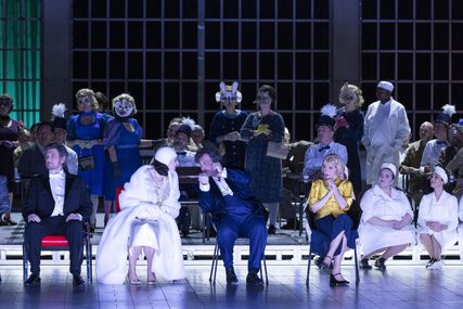 Lisette Oropesa as Ophélie, Ludovic Tézier as Hamlet, Eve-Maud Hubeaux as Gertrude and Jean Teitgen as Claudius in Hamlet at Opéra National de Paris