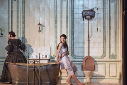 Lisette Oropesa and Rachel Lloyd in Lucia di Lammermoor at the Royal Opera House