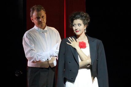 Lisette Oropesa as Violetta Valery and Dmytro Popov as Alfredo Germont in La traviata at Bayerische Staatsoper