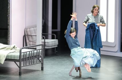 Lisette Oropesa as Lucia in Lucia di Lammermoor at Opernhaus Zürich