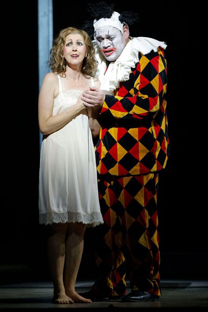 Lisette Oropesa as Gilda and Quinn Kelsey as Rigoletto in Rigoletto at LA Opera