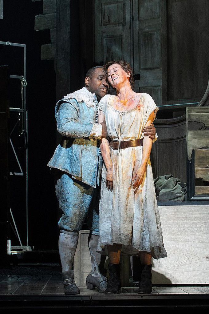 Lisette Oropesa and Larry Brownlee at 