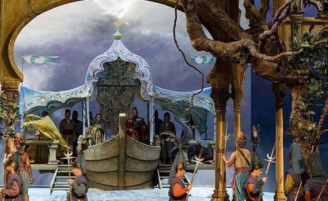 Lisette Oropesa sings Konstanze at the Paris Opera