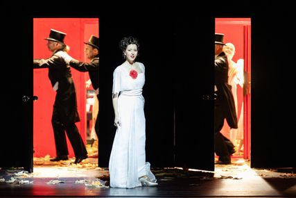 Lisette Oropesa as Violetta Valery in La traviata at Bayerische Staatsoper