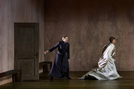 Lisette Oropesa as Manon and Benjamin Bernheim as Le Chevalier des Grieux in Manon at Opernhaus Zürich