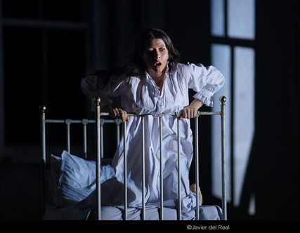 Lisette Oropesa as Lucia in Lucia di Lammermoor at Teatro Real