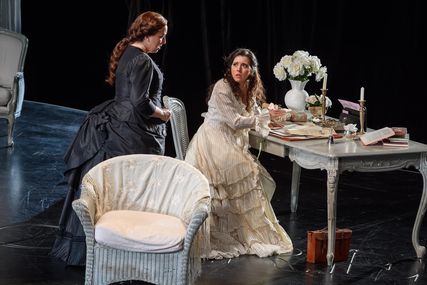 Lisette Oropesa as Violetta Valery and Gemma Coma-Alabert as Annina in La traviata at Gran Teatre del Liceu