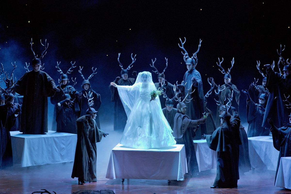 Recently, I spoke with St. John Flynn at Classical 91.7 Houston about Falstaff at The Metropolitan Opera.