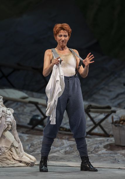 Lisette Oropesa as Marie in La fille du régiment at Lyric Opera of Chicago