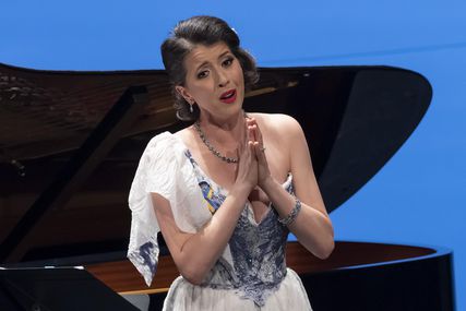 Lisette Oropesa as Soprano in Recital at Les Arts