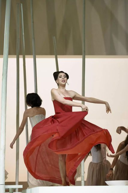 Lisette Oropesa as Marguerite de Valois in Les Huguenots at Opéra National de Paris
