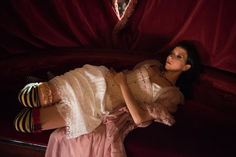 Lisette is interviewed in Il Messaggero about her upcoming film of La traviata from the Rome Opera.