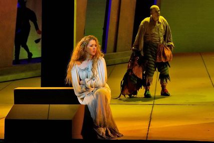 Lisette Oropesa as Gilda and Juan Jesús Rodríguez as Rigoletto in Rigoletto at LA Opera