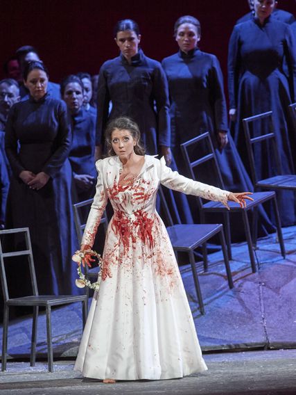 Lisette Oropesa as Lucia in Lucia di Lammermoor at Wiener Staatsoper