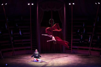 Lisette Oropesa as Gilda and Franco Vassallo as Rigoletto in Rigoletto at Grand Théâtre de Genève