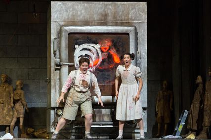 Lisette Oropesa as Gretel and Tara Erraught as Hansel in Hansel and Gretel at Metropolitan Opera