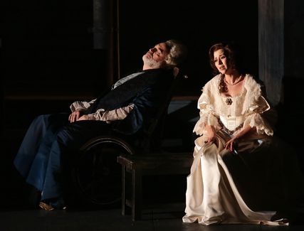 Lisette Oropesa as Amalia and Michele Pertusi as Massimiliano in I Masnadieri at Teatro alla Scala