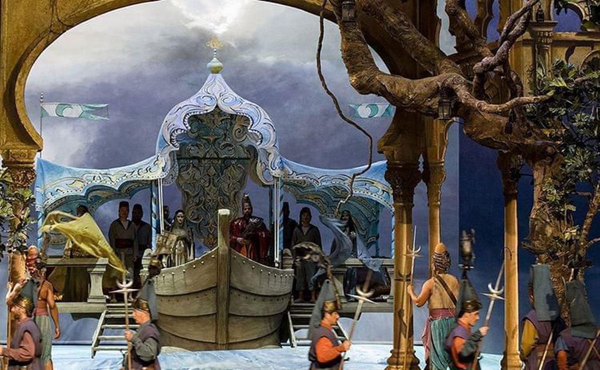 Lisette Oropesa sings Konstanze at the Paris Opera