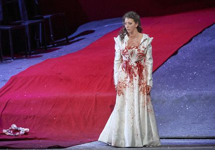 Lisette Oropesa as Lucia in Lucia di Lammermoor at Wiener Staatsoper