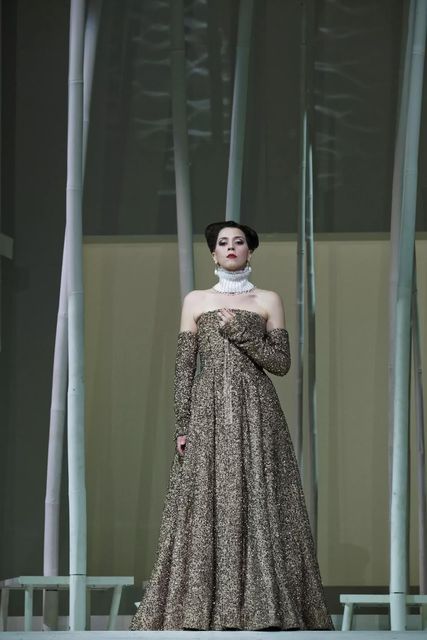 Lisette Oropesa as Marguerite de Valois in Les Huguenots at Opéra National de Paris