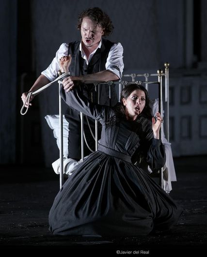 Lisette Oropesa as Lucia and Artur Rucinski as Enrico in Lucia di Lammermoor at Teatro Real