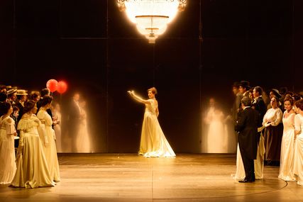 Lisette Oropesa as Manon in Manon at Opernhaus Zürich